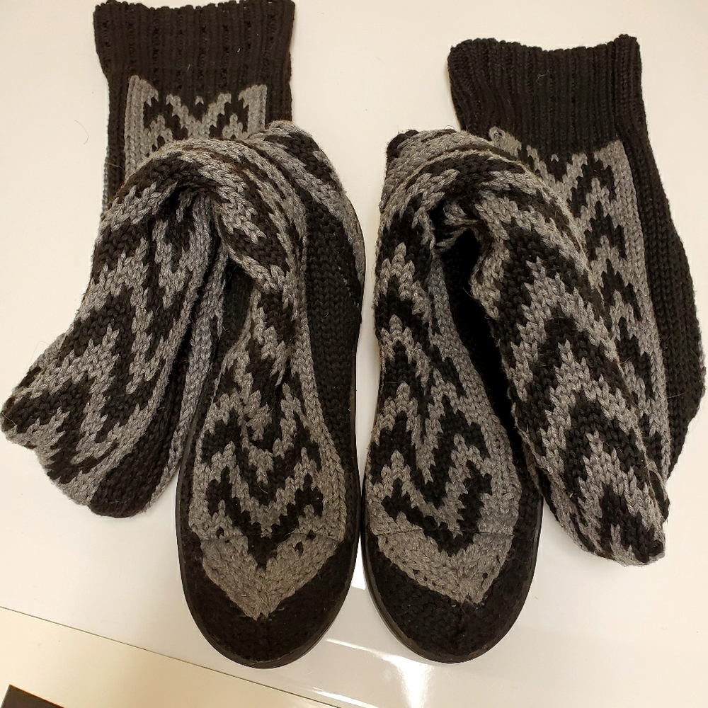 Sweater shoes